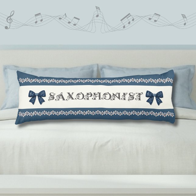 Trendig blå saxofon dekorativ musikkropp kudde (Trendy indigo blue floral body pillow for saxophonists. )