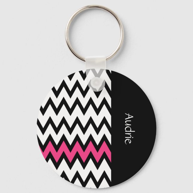 Trendig Black and White Chevron Rosa med Namn Nyckelring (Framsida)