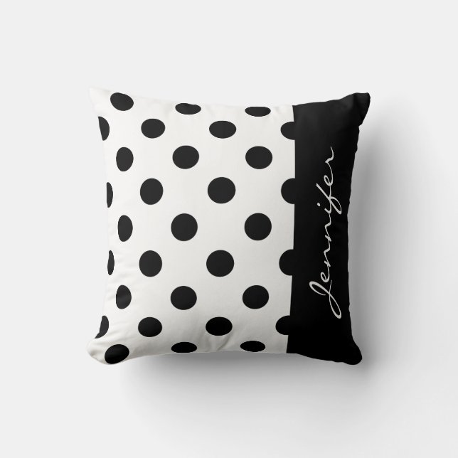 Trendig Black and White Polka Dot med Namn Kudde (Framsida)
