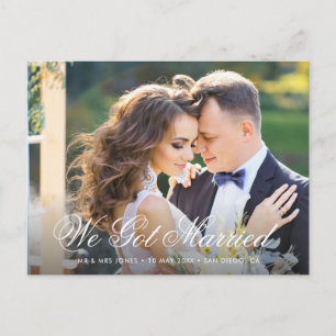 Trendig bride & groom fotot bröllop annons vykort