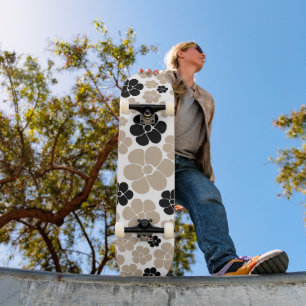 Trendig Flower Mönster i Taupe, Black and White Mini Skateboard Bräda 18,5 Cm