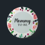 Trendig Flowers Blommigt Mamma som ska vara babydu Knapp<br><div class="desc">Den här trendiget är en babyduschknapp med vackra och färgstarka vattenfärgade blommor. Den här snygga designen i blommigten har också ett ställe som gör att du kan lägga till dina gästtitlar, till exempel "mamma att vara", "pappa att vara", "mormor att vara". Perfekten är giftigt botaniskt tillsatt till din babydusch eller...</div>