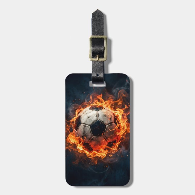 Trendig fotboll på eld Fotboll Personlig   Bagagebricka (Vertikal Framsida)