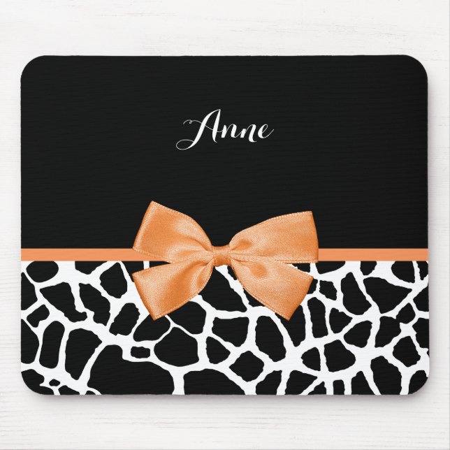 Trendig Giraffe Animal Print Orange Bow med Namn Musmatta (Framsidan)