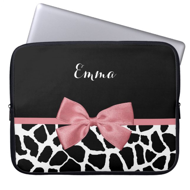 Trendig Giraffe Print Rosy Rosa Bow with Namn Laptop Sleeve (Framsidan)