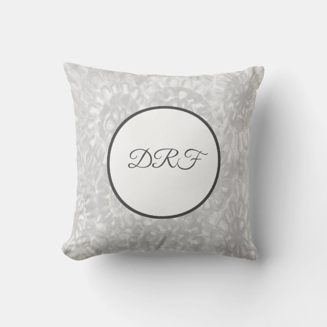 Trendig Grått-färgade blommor med monogram Kudde (Framsida)