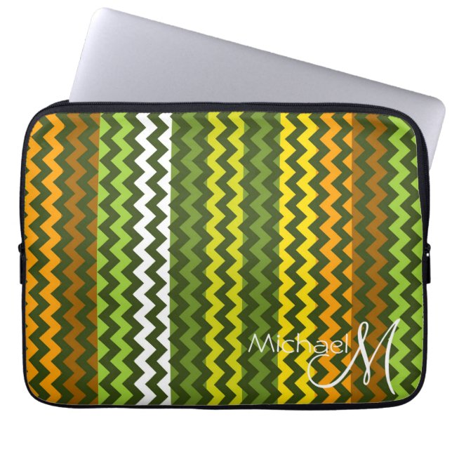 Trendig Grön Gul Chevron Sicksack Anpassad Monogra Laptop Fodral (Framsidan)