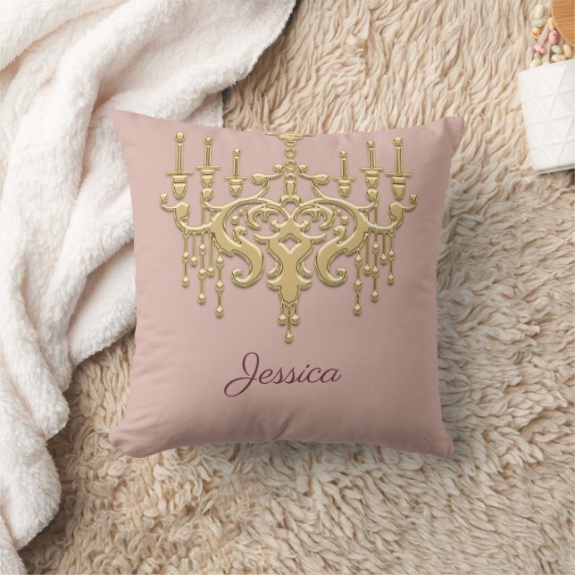 Trendig Guld Chandelier Monogrammed Dekorativ kudd Kudde (Filt)