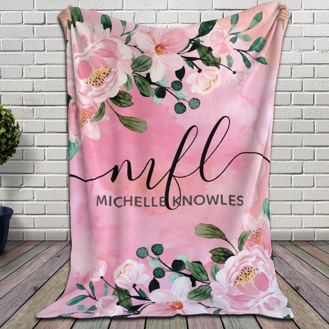 Trendig i Blommigt  med vacker  Rosa, monogram Fleecefilt (Skapare uppladdad)
