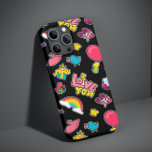 Trendig I Kärlek - din färgstarka moderna flicka Y<br><div class="desc">Trendig I Kärlek You Colorful Modern Girly iPhone Smart Phone-väskor har en färgstark blandning av Y2K-ikoner och texten "I kärlek you" i modern skripttypografi. Perfekt som julklapp,  födelsedag,  helgdagar med mera. Designad av © Evco Studio www.zazzle.com/store/evcostudio</div>