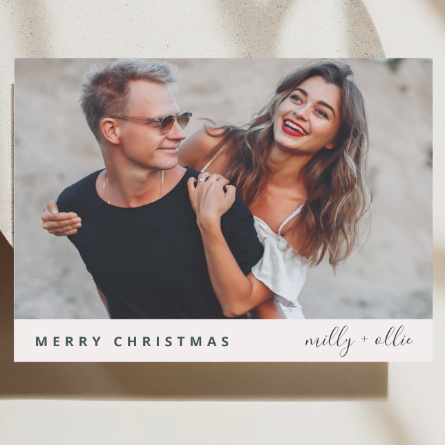 Trendig jul | Modern Snyggt - foto Julkort (A simple, elegant Christmas photo card with modern typography and timeless minimalist charm.)