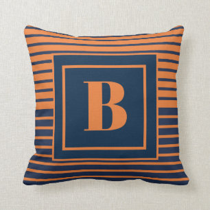 Trendig marinblå orange randig stor monogram kudde