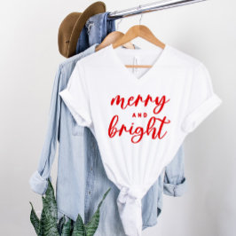 Trendig Merry and Bright Röd Script Jul T Shirt