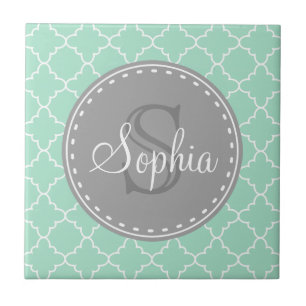 Trendig Mint Trellis Mönster Grått Monogram Kakelplatta