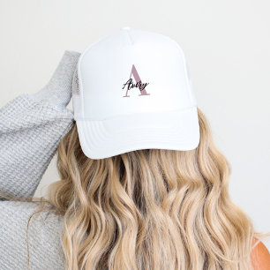 Trendig Monogram med skript Namn Overlay Keps