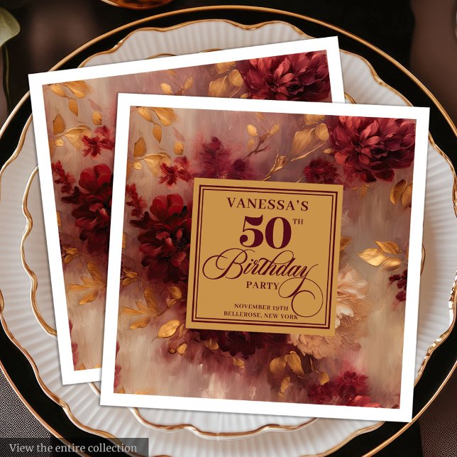 Trendig Mörk Red  Guld Flowers 50:e födelsedagen Pappersservett (Trendy Dark Red Blush Gold Flowers 50th Birthday Paper Dinner Napkins)