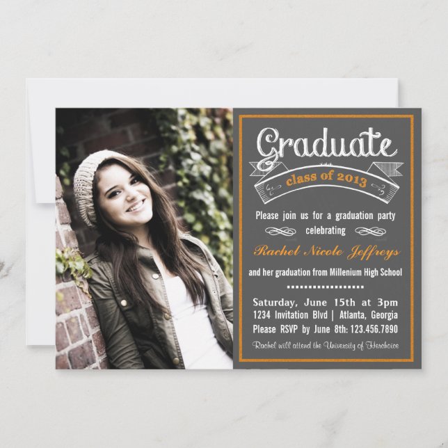 Trendig Orange Chalkboard Typography Studenten Inbjudningar (Framsida)