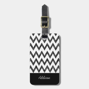 Trendig Penna Svart och Vitt Chevron Med Namn Bagagebricka