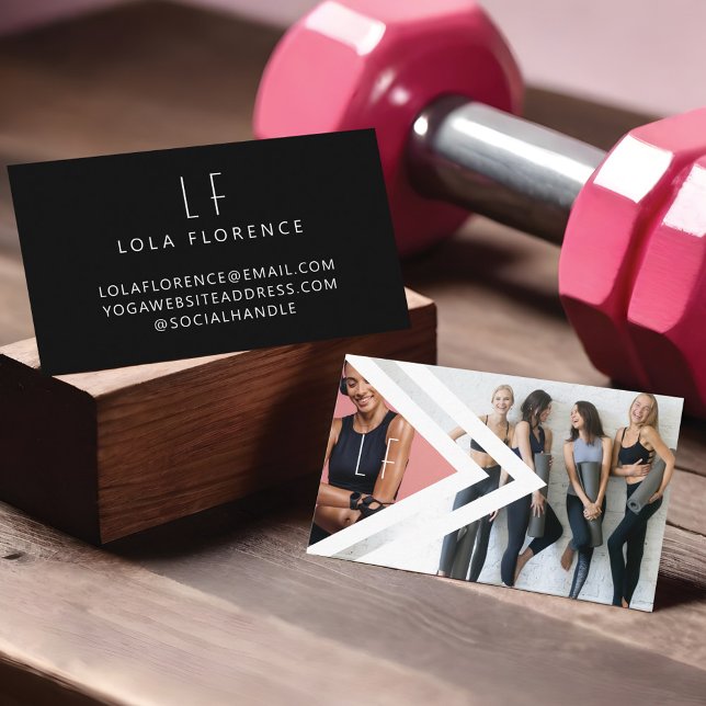 Trendig Personal Fitness Trainer 2 Photo Monogram Visitkort (Trendy Personal Fitness Trainer 2 Photo Monogram Business Card)