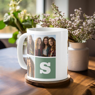 Trendig Photo Collage med Grönt Monogram Kaffemugg