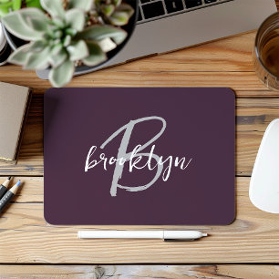 Trendig Plum Purpurgrå Vit Skrift Monogram Musmatta