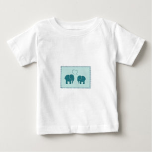 Trendig romantiska elefanter i kärlek-lappverk tee shirt