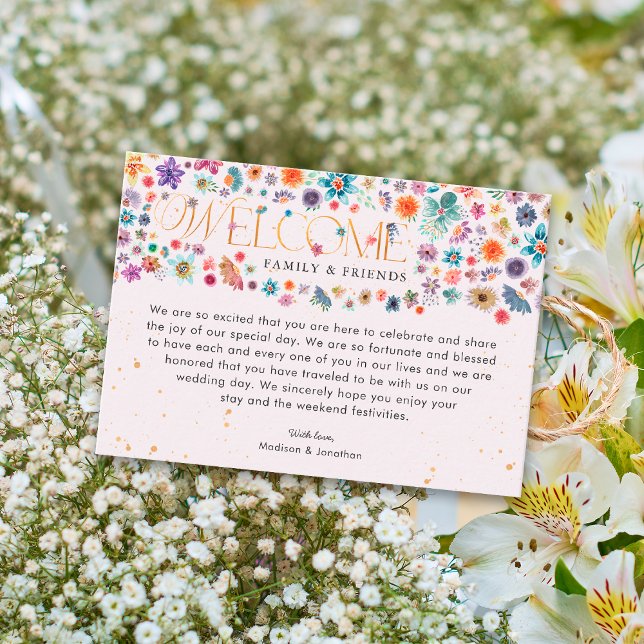 Trendig Rosa Whimsisk Vildblomma Guld Typografi Placeringskort (Front)