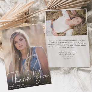 Trendig Script Overlay Photo Studenten Tack Meddelande