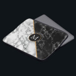 Trendig, svart och vit marmorsten - lägg till Brev Laptop Fodral<br><div class="desc">Svartvit markton för trendig - lägg till Brev / år / nummer / mer</div>