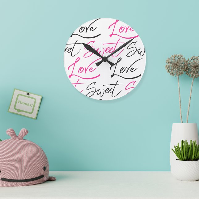 Trendig Svarta och Rosa Kärlek och Söta Mönster Rund Klocka (Trendy Black and Pink Love and Sweet Pattern Round Clock)