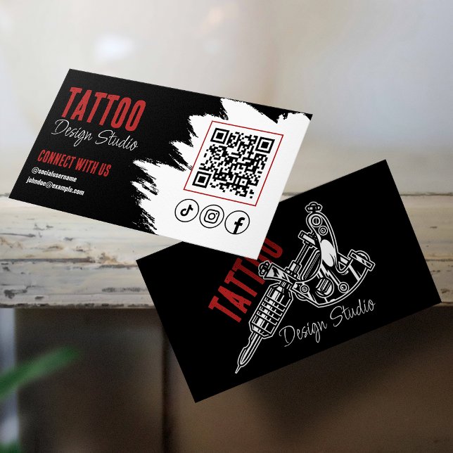 Trendig Tatto Artist Studio Black and Red QR-kod Visitkort (Skapare uppladdad)