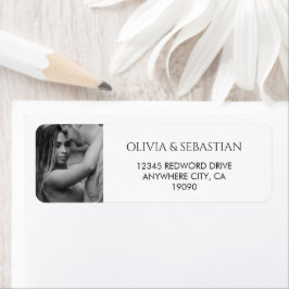 Trendig Typografi Text och Photo Black and White Returadress Etikett