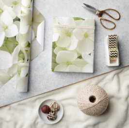 Trendig Vit Hydrangea Blommigt Presentpapper