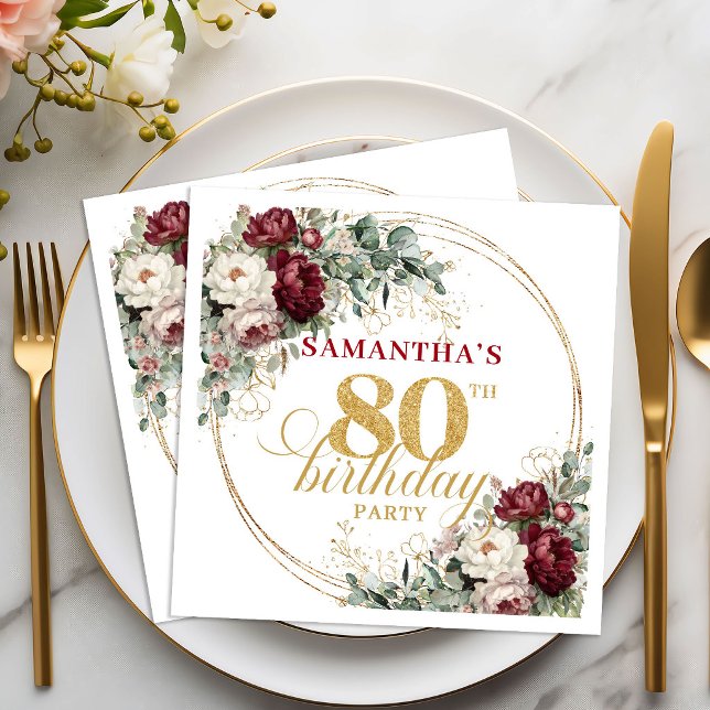Trendiga Burgunderfärgade Blommiga Födelsedagsserv Pappersservett (Trendy Burgundy Floral 80th Birthday Napkins)