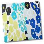 Trendiget Modern Leopard Mönster Kakelplatta<br><div class="desc">Trendig Glam Vibrant Aqua Blue Lime Leopard Skriv ut keramiska plattor. Roligt och vibrerande leopard. Färg är ljusgrönt, blått, svart och turkos. Om du vill använda den här plattan som en liten underlägg eller trivet för en drink eller platta... eller om du vill gå stor med ett köksstölder, eller badplatta,...</div>