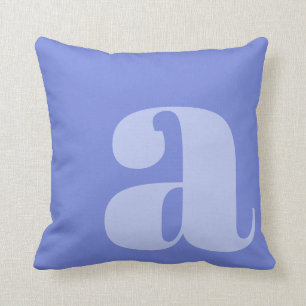 Trendiget Periwinkle för det moderna Monogram- i B Kudde