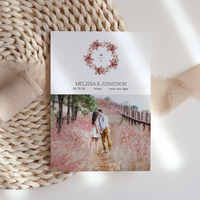 Trendiget Red  Blommigt Ro Spara datum Spara Datumet (Skapare uppladdad)