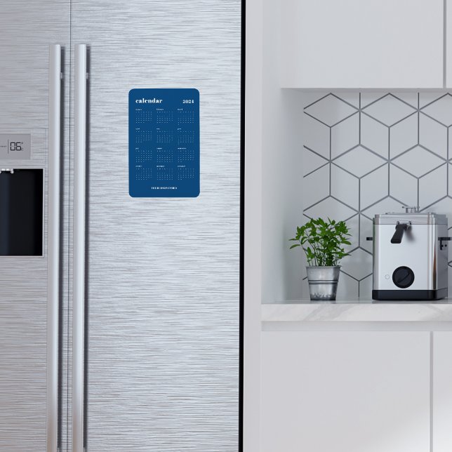 Trendigets klassiska blå Fullt - kalendern 2024 Magnet (Skapare uppladdad)