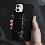 Trendigets moderna Personlig med Namn<br><div class="desc">Öka ditt iPhone-skydd med vår Elegant Modern Personlig med Namn Monogram Fodral-Mate iphone case. Det här noggrant designade fodral blandar sömlöst modern estetik med en personlig, skapar den en snyggt och ett skyddande tillägg till din mobila enhet. Med ditt namn och ett monogram tillför den här iphone case en aning...</div>