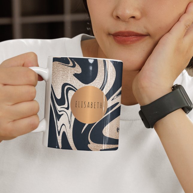 Trendigets svarta koppargeometri ditt namn kaffemugg (Skapare uppladdad)