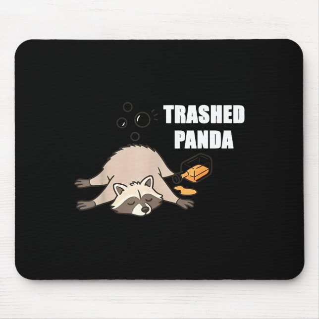 Trendy Funny Trashed Panda Drunk Raccoon Lovers Me Musmatta (Framsidan)