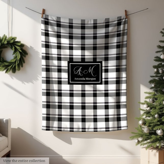 Trendy Monochrome Checkered Blanket Custom Name Fleecefilt (Trendy Monochrome Checkerred Blanket Custom Name Gift)