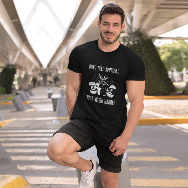 Trength Training Gym Fitness T-Shirt (Skapare uppladdad)