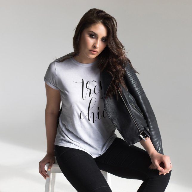 Très-Chic för skripttypografi T Shirt (Skapare uppladdad)
