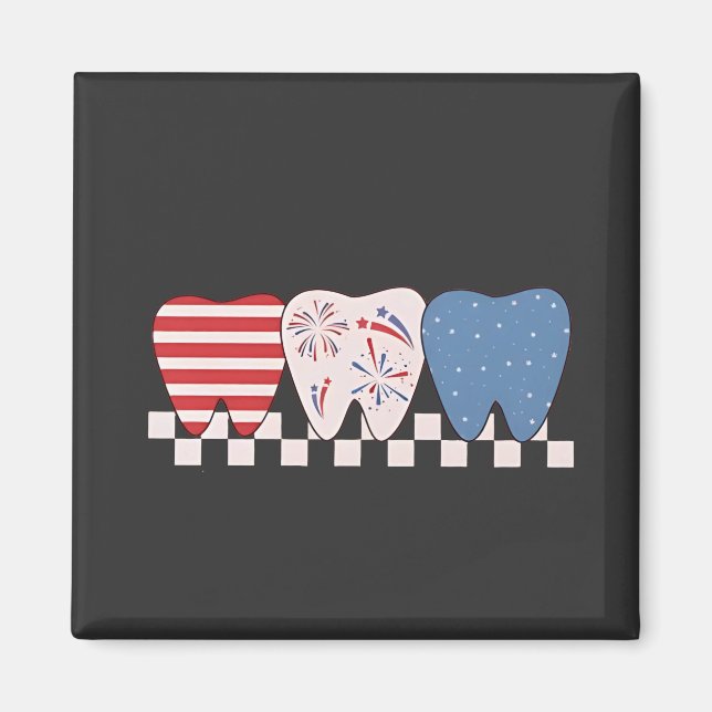 Tretionde grafiklösningen 4 juli magnet (Framsidan)
