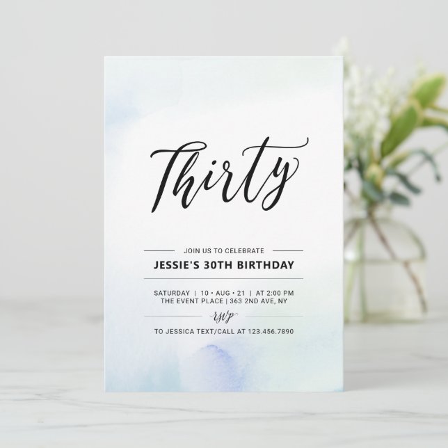 Trettio | Blå 30-årsfest Watercolor Inbjudningar (Stående Fram)