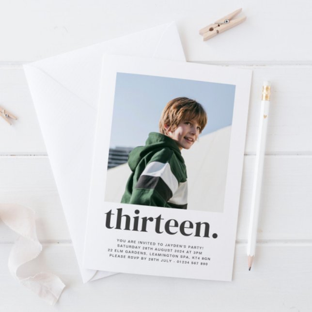 Tretton kvadraters inbjudan till foto första födel (Skapare uppladdad)