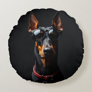 trevlig dobermanskudde rund kudde