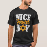 Trevlig judisk pojke Ugly Hanukkah Sweater Chanuka T Shirt<br><div class="desc">Snygg judisk pojke Ugly Hanukkah Sweater Chanukah Jewish .</div>