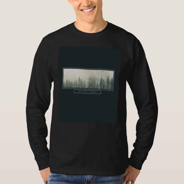 Trevlig skogsdesign  t shirt (Framsida)